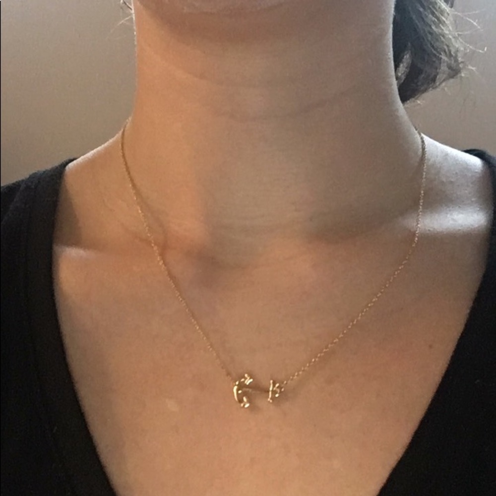 Gold anchor necklace
